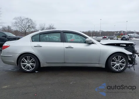 2011 Hyundai Genesis 4.6 z USA, uszkodzony, nr VIN KMHGC4DF4BU119625